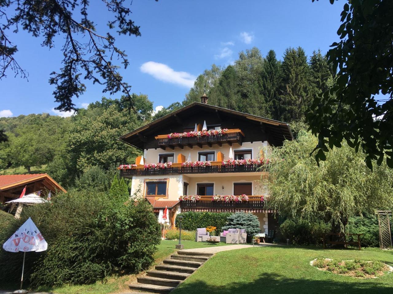 B&B Pension Karlsdorfer Hof Seeboden Dış mekan fotoğraf