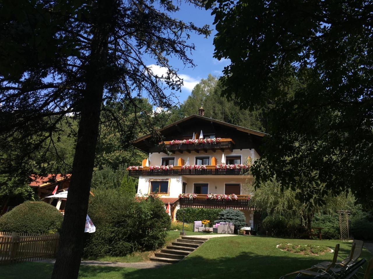 B&B Pension Karlsdorfer Hof Seeboden Dış mekan fotoğraf